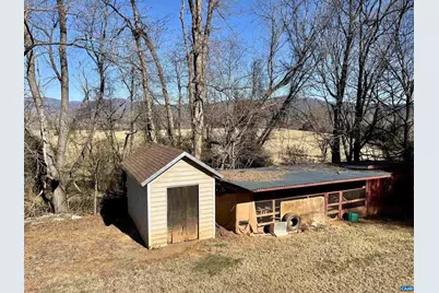 4678 Garth Rd, Crozet, VA 22932 - Photo 20