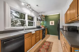 810 Tunlaw Pl, Charlottesville, VA 22903 - Photo 14