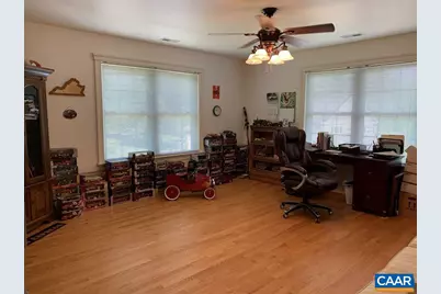 3206 Scarlet Oak Ln, Charlottesville, VA 22911 - Photo 10