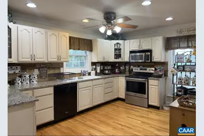 3207 Scarlet Oak Ln, Charlottesville, VA 22911 - Photo 10