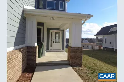 208 Windsor Dr, Fishersville, VA 22939 - Photo 2