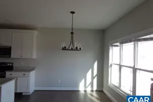 208 Windsor Dr, Fishersville, VA 22939 - Photo 16