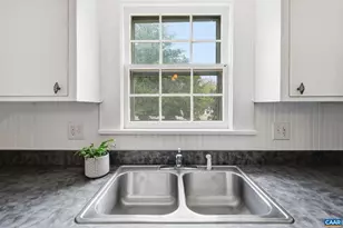 204 Holladay Ave, Gordonsville, VA 22942 - Photo 12