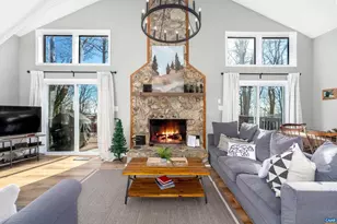 138 Oak Ln, Wintergreen Resort, VA 22967 - Photo 18