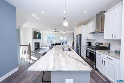 1521 Knoll Ln, Charlottesville, VA 22911 - Photo 4