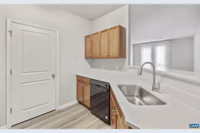 745 Walker Sq #3B, Charlottesville, VA 22903 - Photo 14