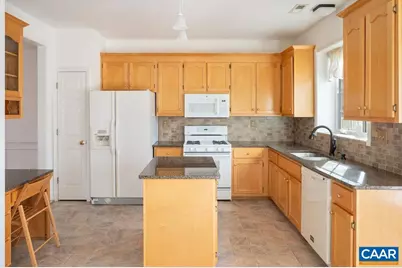 1101 Towne Ln, Charlottesville, VA 22901 - Photo 10