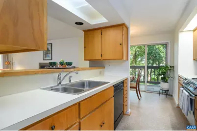 207 NW 2nd St #D, Charlottesville, VA 22902 - Photo 12