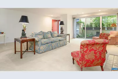 207 NW 2nd St #D, Charlottesville, VA 22902 - Photo 4