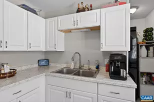 273 E Riverside Dr, Timberville, VA 22853 - Photo 8