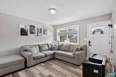 273 E Riverside Dr, Timberville, VA 22853 - Photo 4