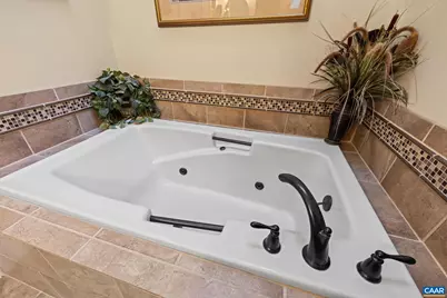 1817 Hearthglow Ln, Charlottesville, VA 22901 - Photo 32