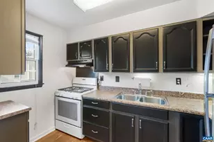 2527 Hydraulic Rd, Charlottesville, VA 22901 - Photo 10