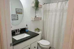 307 15th St, Grottoes, VA 24441 - Photo 6