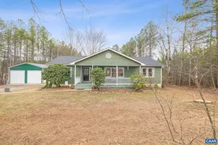 2325 Martin Kings Rd, Scottsville, VA 24590 - Photo 2