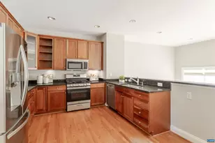 1045 Glenwood Station Ln, Charlottesville, VA 22901 - Photo 16