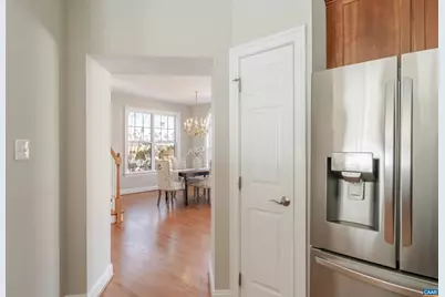 1045 Glenwood Station Ln, Charlottesville, VA 22901 - Photo 18