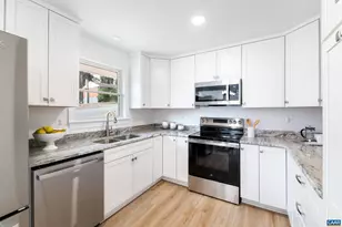 102 N Baker St, Charlottesville, VA 22901 - Photo 8