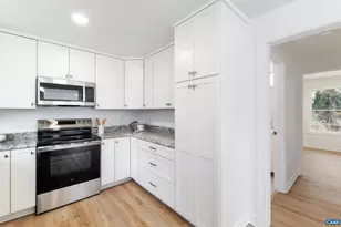 102 N Baker St, Charlottesville, VA 22901 - Photo 12