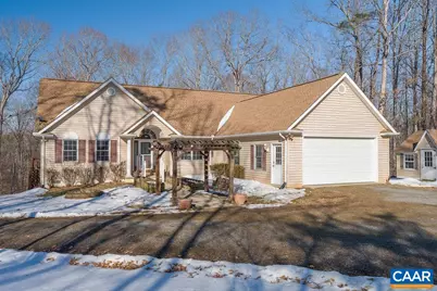 9165 Totier Creek Rd, Scottsville, VA 24590 - Photo 2