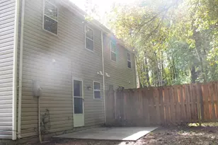 270 Albert Ct, Charlottesville, VA 22901 - Photo 4