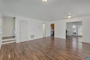 354 NW 10 1/2 St, Charlottesville, VA 22903 - Photo 10