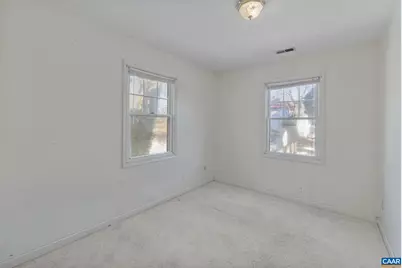 354 NW 10 1/2 St, Charlottesville, VA 22903 - Photo 20