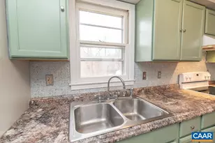 112 Pines Ln, Shipman, VA 22971 - Photo 8