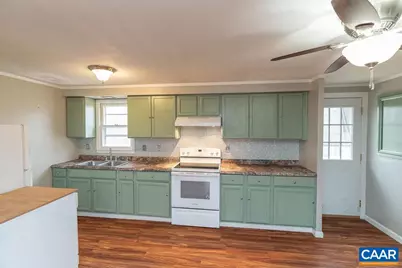 112 Pines Ln, Shipman, VA 22971 - Photo 6