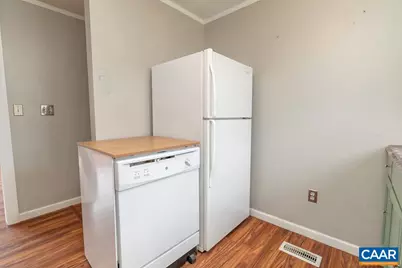 112 Pines Ln, Shipman, VA 22971 - Photo 10