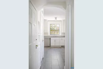 921 Rugby Rd, Charlottesville, VA 22903 - Photo 22