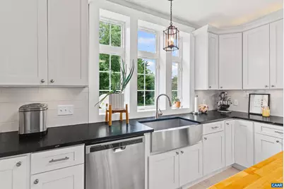 260 N Main St, Amherst, VA 24521 - Photo 20