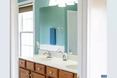 202 Bartley St, Dayton, VA 22821 - Photo 24