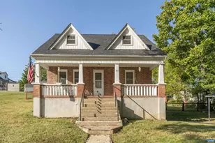 37 Peggys Ln, Fishersville, VA 22939 - Photo 2