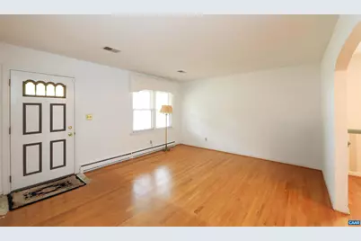 1004 Coleman St, Charlottesville, VA 22901 - Photo 4