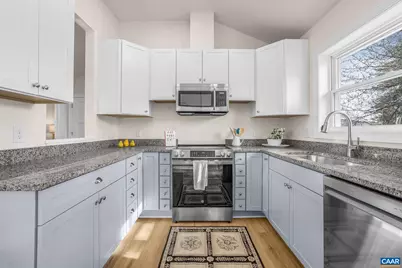 1200 Meriwether St, Charlottesville, VA 22902 - Photo 4