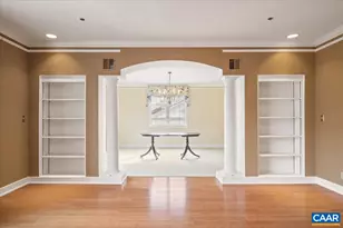 255 E Jefferson St, Charlottesville, VA 22902 - Photo 6