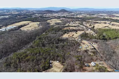 497 Sangers Ln, Staunton, VA 24401 - Photo 8