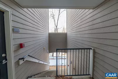 177 Yellowstone Dr #108, Charlottesville, VA 22903 - Photo 2