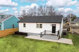 307 Spruce St, Charlottesville, VA 22902 - Photo 2