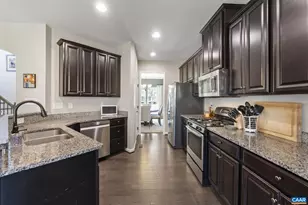 1490 Wickham Pond Dr, Charlottesville, VA 22901 - Photo 18