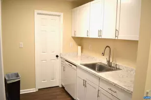 2517 Hydraulic Rd, Charlottesville, VA 22901 - Photo 10