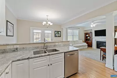 195 Brookwood Dr, Charlottesville, VA 22902 - Photo 8