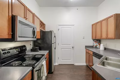 720 Walker Sq #4B, Charlottesville, VA 22903 - Photo 8