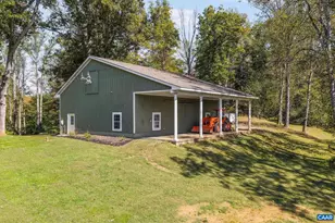 5498 Wyant Ln, Charlottesville, VA 22903 - Photo 10