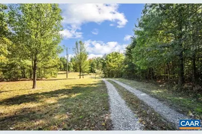 10239 Howardsville Rd, Howardsville, VA 24562 - Photo 2