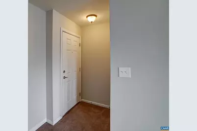 1252 Villa Ln #F, Charlottesville, VA 22903 - Photo 2