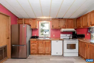 608 5th St, Grottoes, VA 24441 - Photo 10