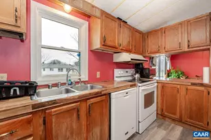 608 5th St, Grottoes, VA 24441 - Photo 12