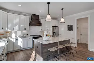 39 Borthwick St, Crozet, VA 22932 - Photo 12